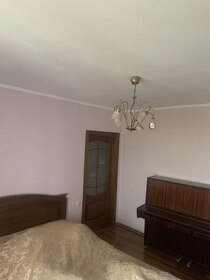 Продам 4-х комнатну квартиру с автономым отоплением Змиев